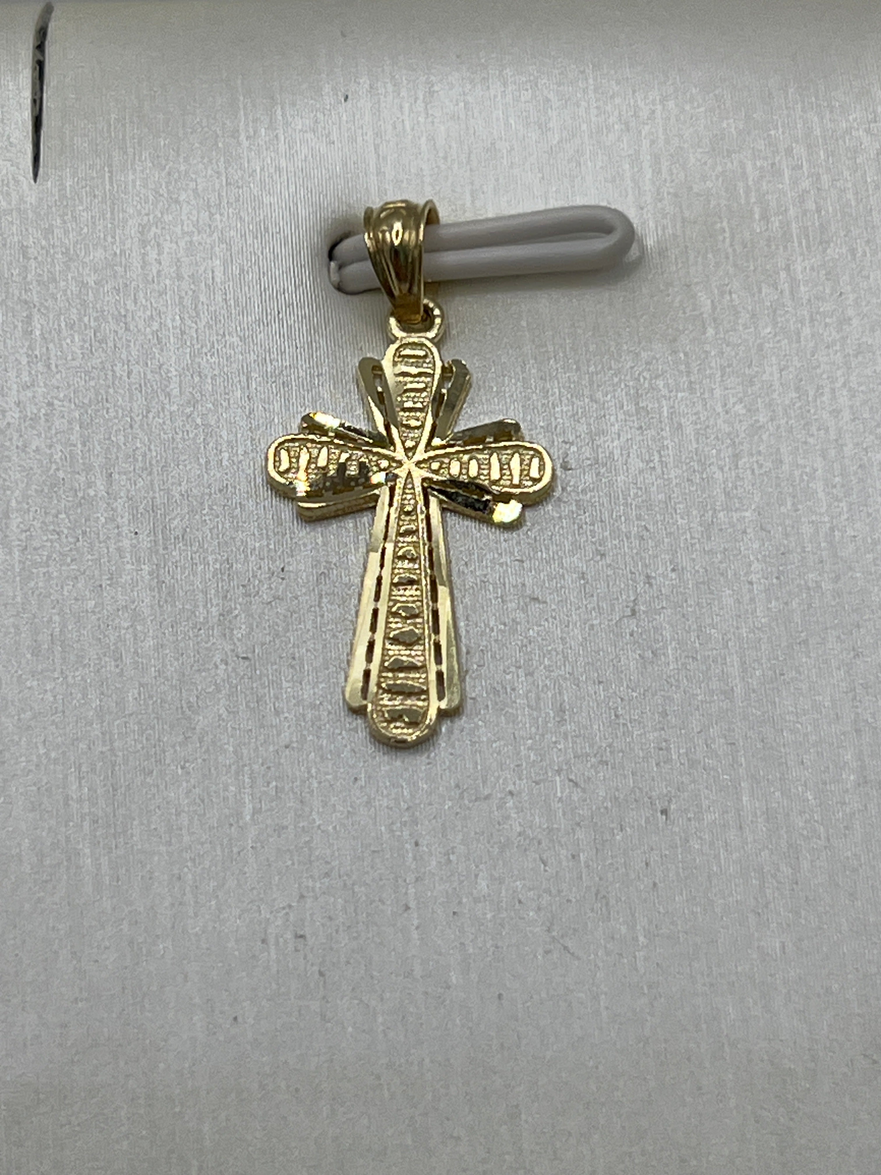 10K Yellow Gold Cross Pendant – Classic Faith Religious Necklace Charm