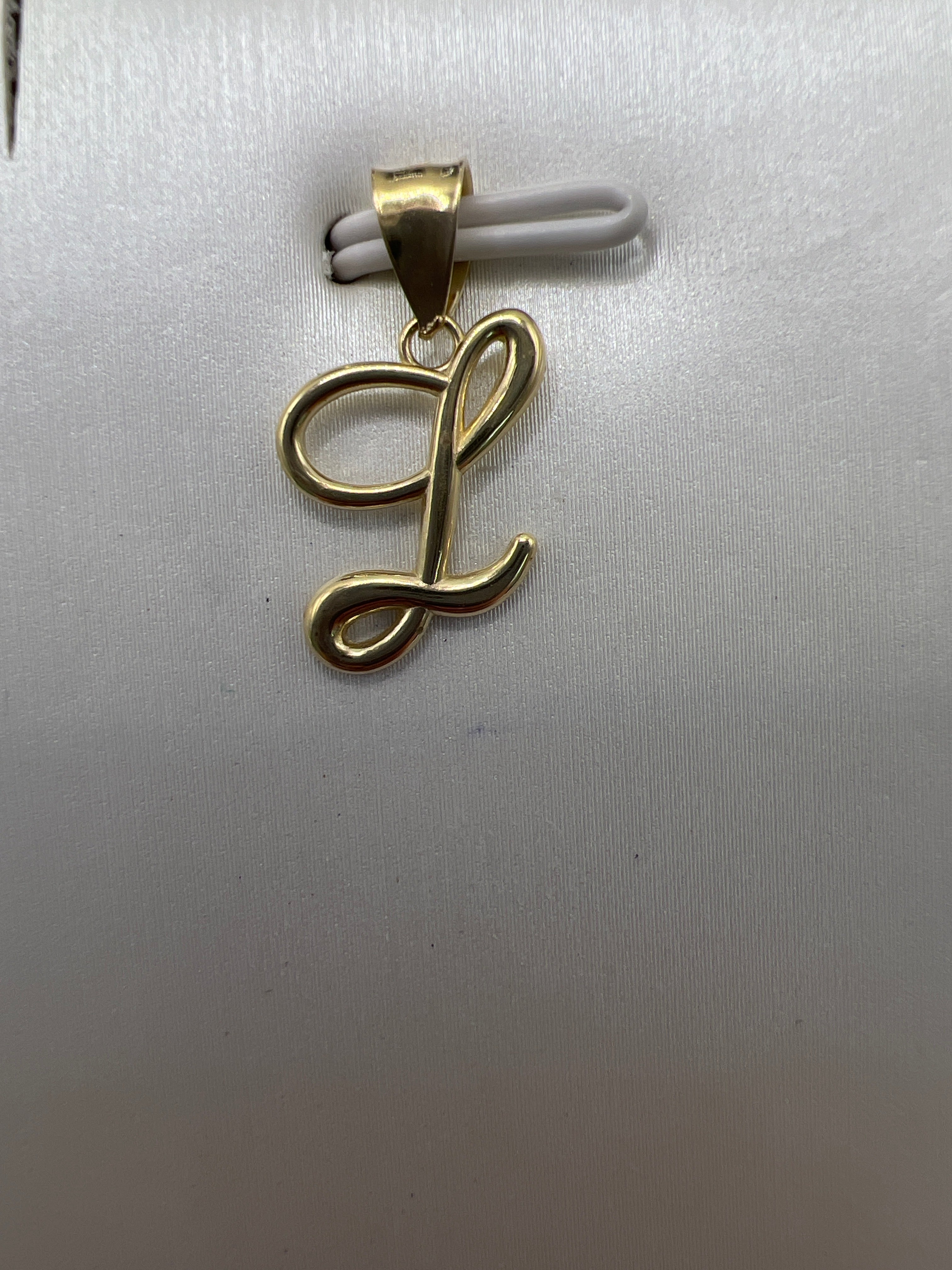 10K Yellow Gold Initial L Pendant – Personalized Letter Necklace Charm
