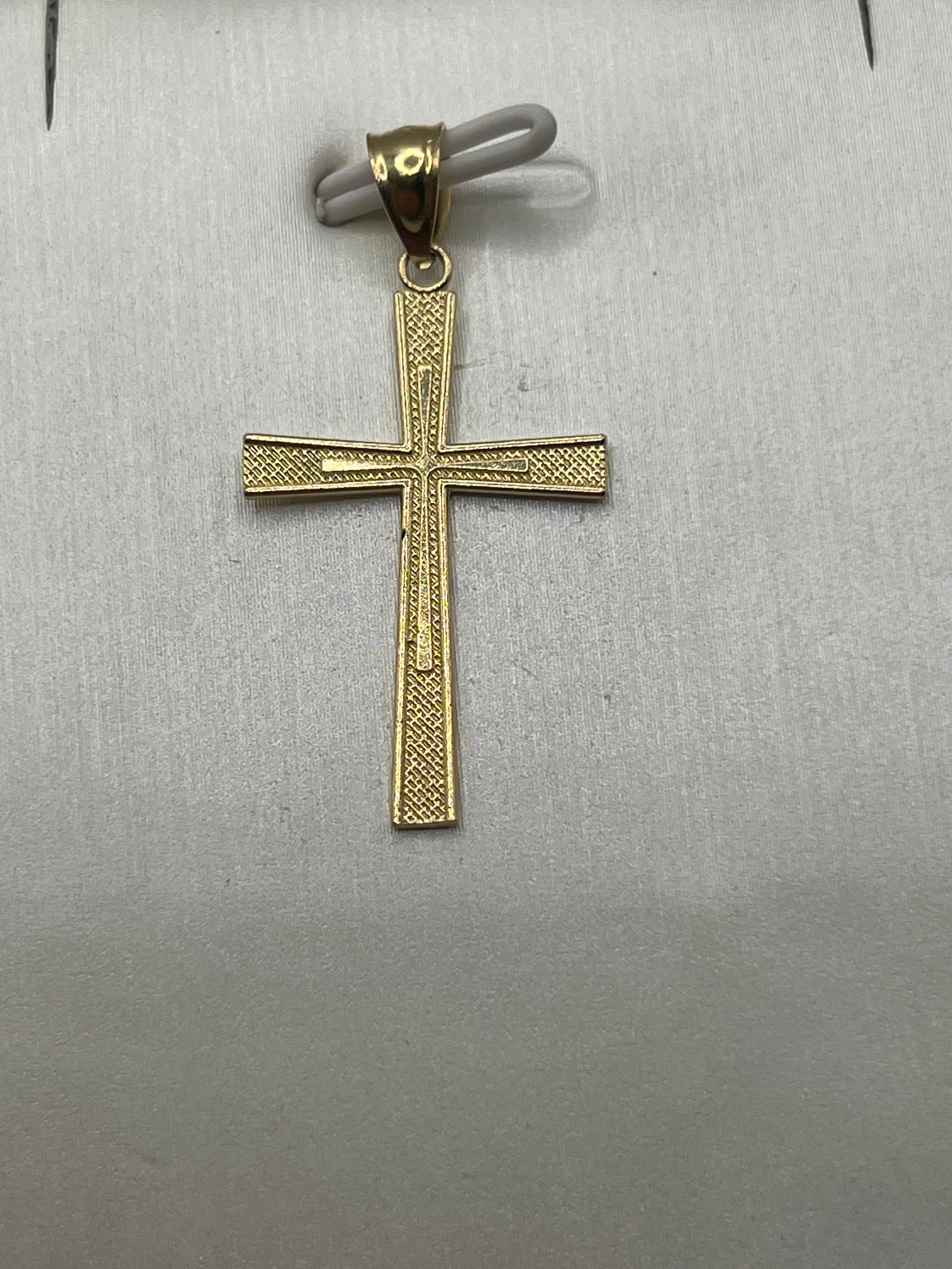 10K Yellow Gold Cross Pendant – Classic Faith Religious Necklace Charm