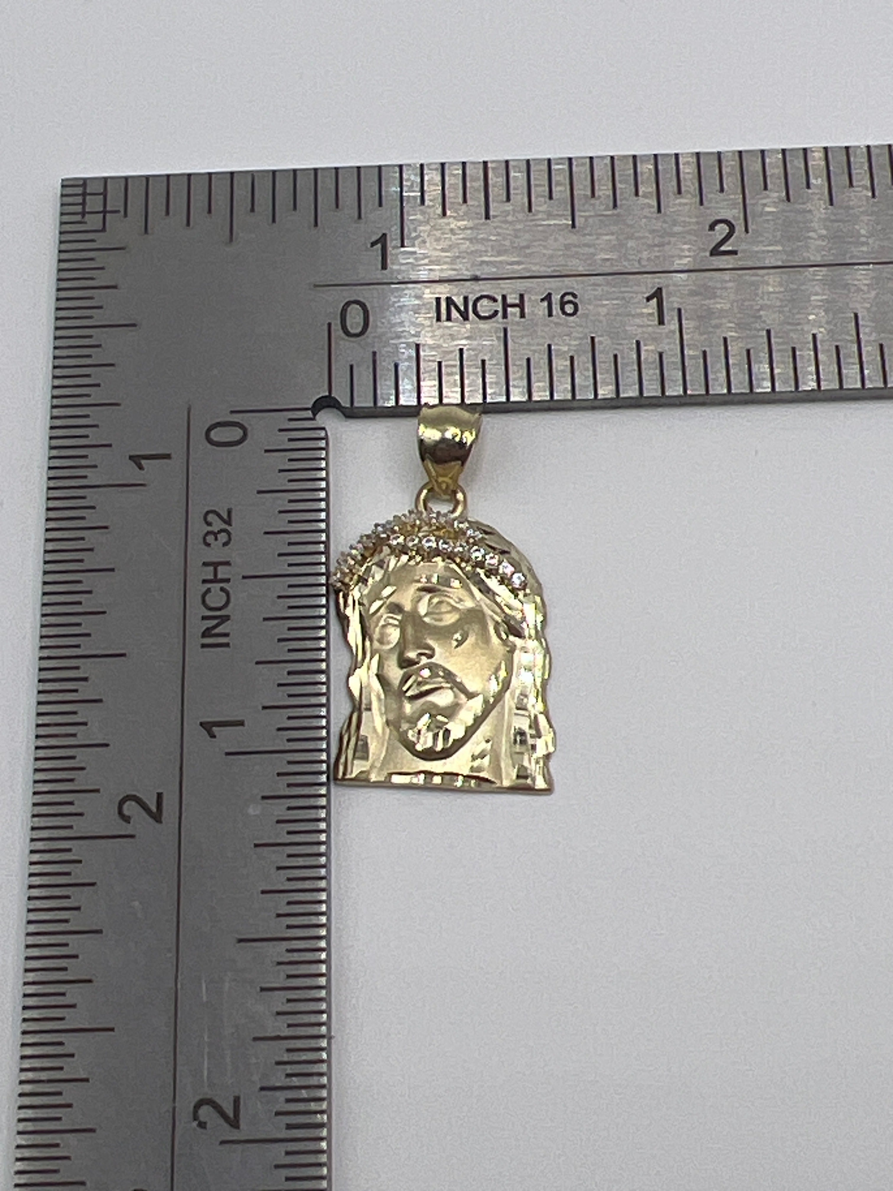 10k Carat Yellow Gold Jesus Face Pendant – Classic Religious Necklace Charm