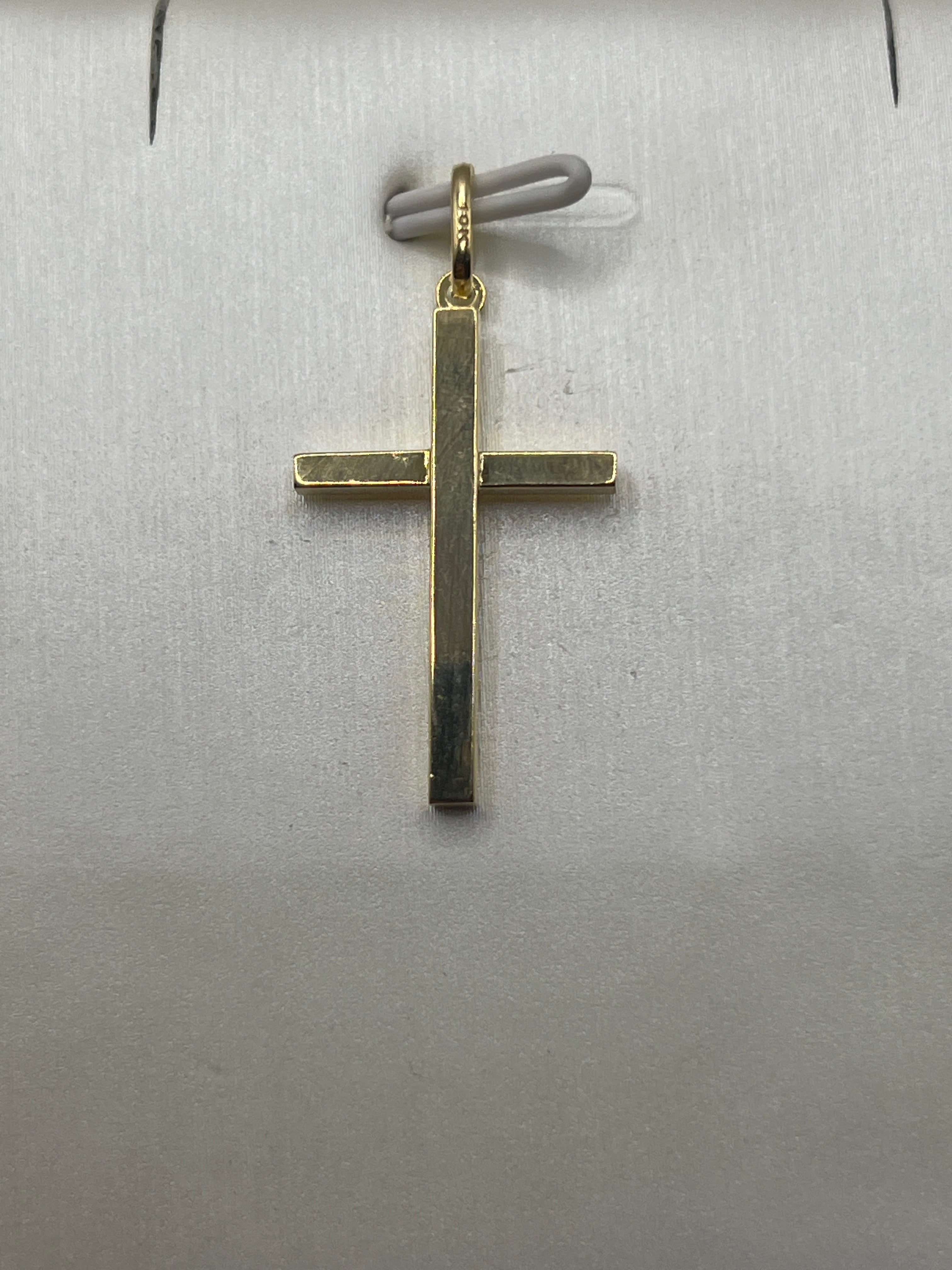 10K Yellow Gold Cross Pendant – Classic Faith Religious Necklace Charm