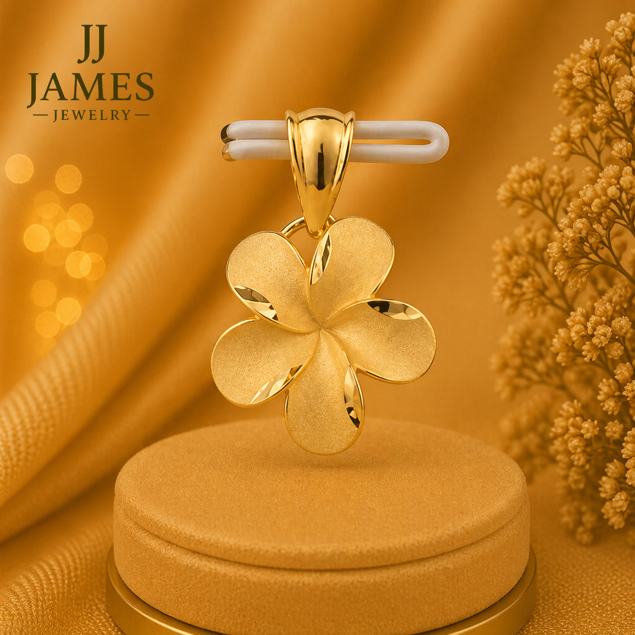 10K Yellow Gold Flower Pendant – Elegant Floral Necklace Charm