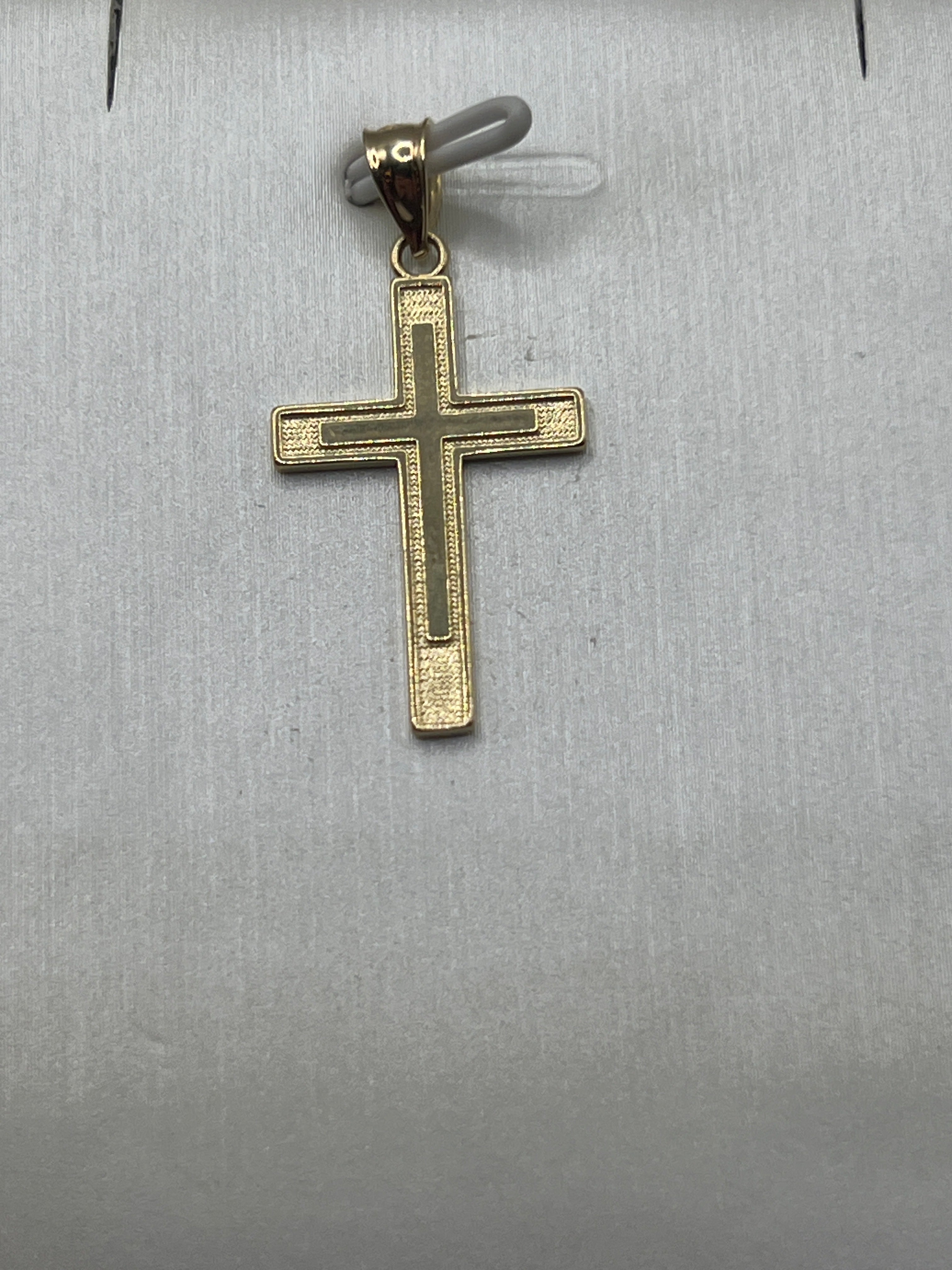 10K Yellow Gold Cross Pendant – Classic Faith Religious Necklace Charm