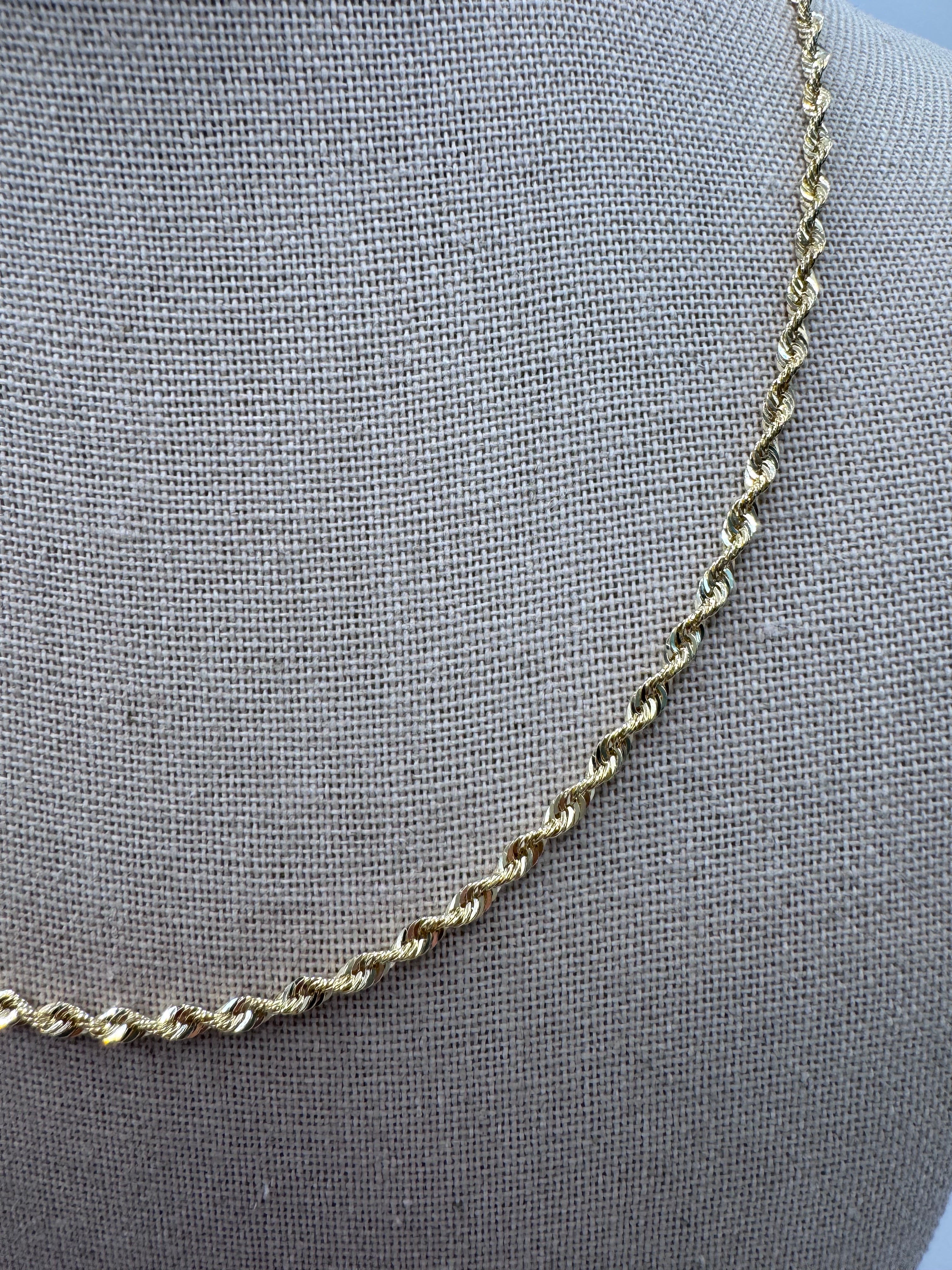 10K Yellow Gold Rope Chain 18" – 2.5mm Classic Twisted Necklace