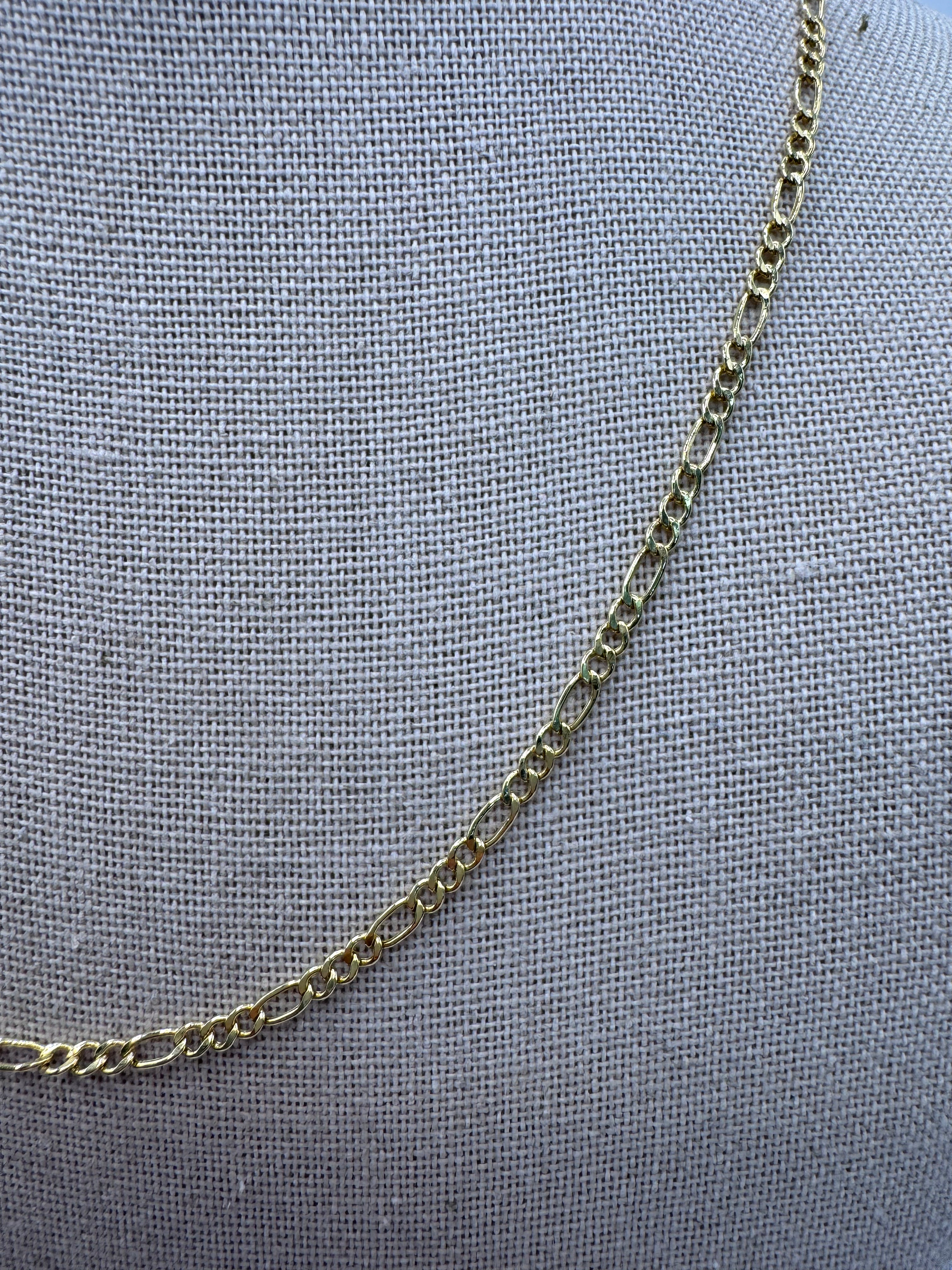 10K Yellow Gold Figaro Chain 18” – 2.5mm Classic Link Necklace Jewelry